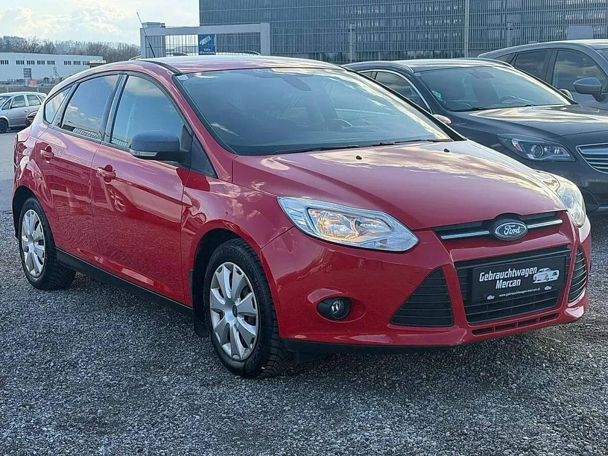 Ford Focus 2011 photo 3
