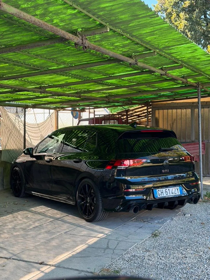 Volkswagen Golf 2022 photo 2