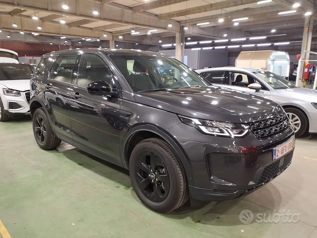 Land Rover Discovery Sport 2021 photo 3
