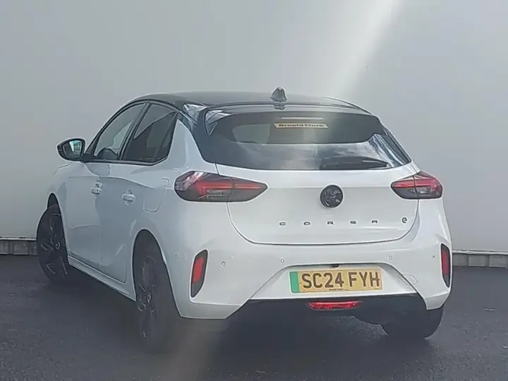 Vauxhall Corsa 2024 photo 2