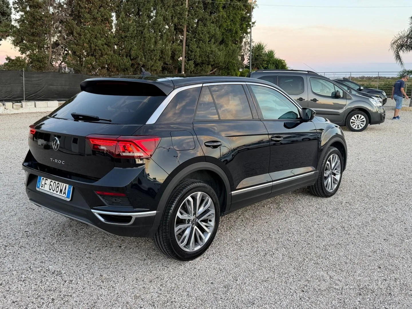 Volkswagen T-Roc 2021 photo 3