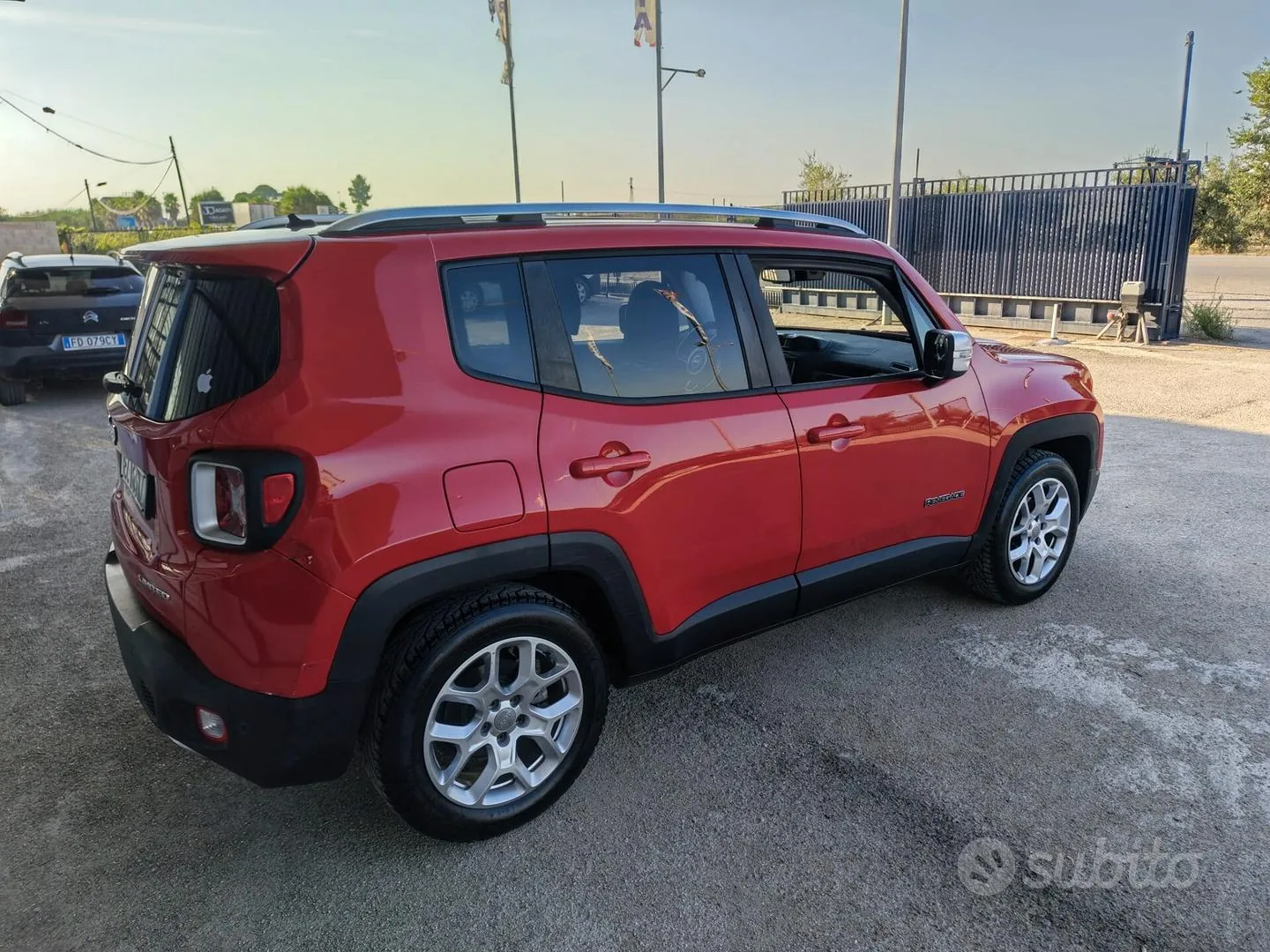 Jeep Renegade 2015 photo 5