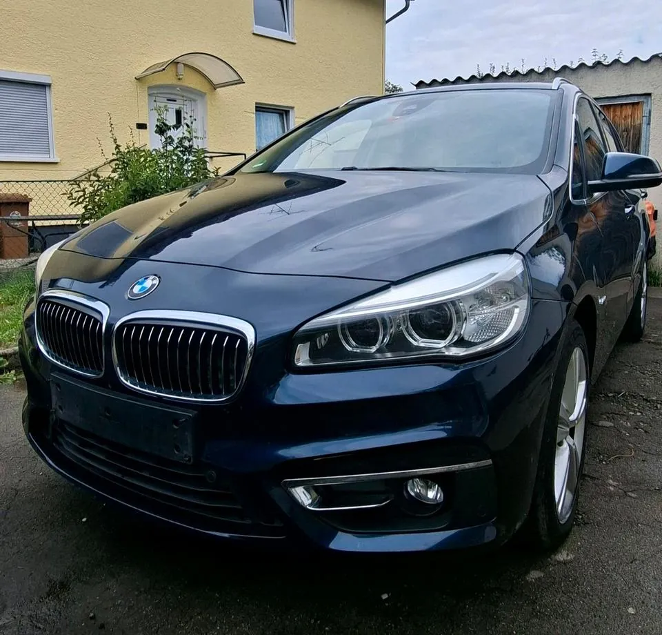 BMW 220D