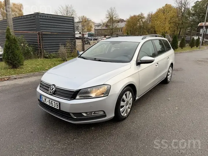 Volkswagen Passat 2014 photo 2
