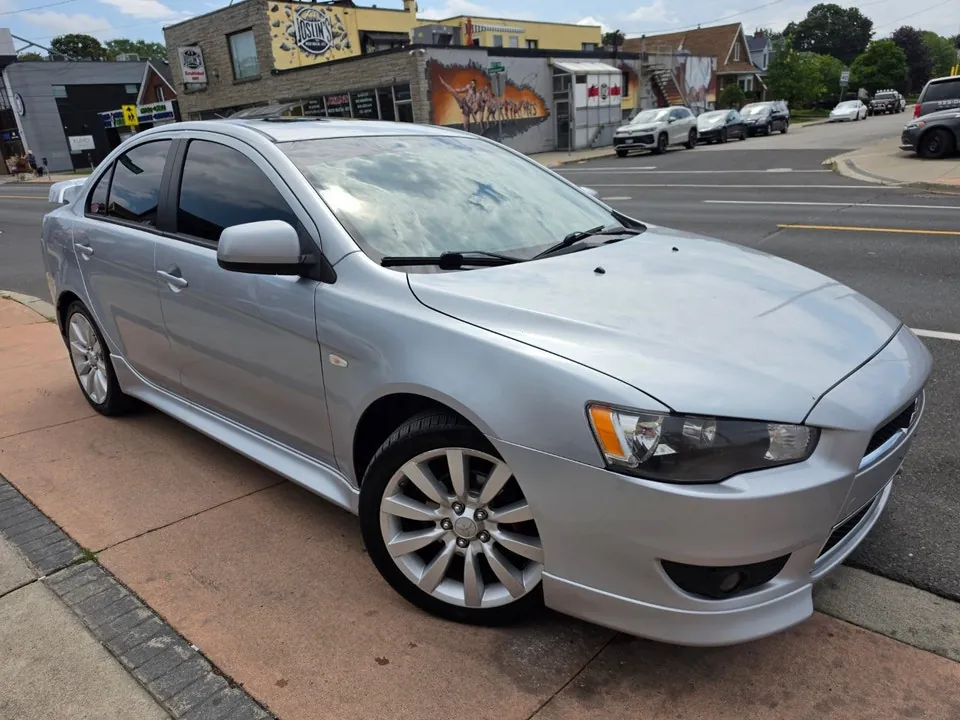Mitsubishi Lancer