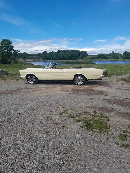 Ford Galaxie