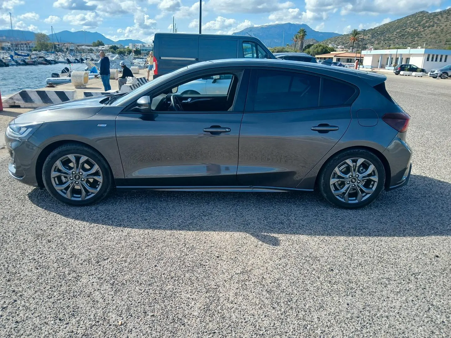 Ford Focus 2023 photo 4