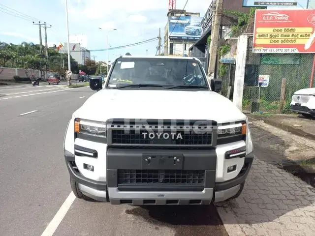 Toyota Land Cruiser Prado 2024 photo 3