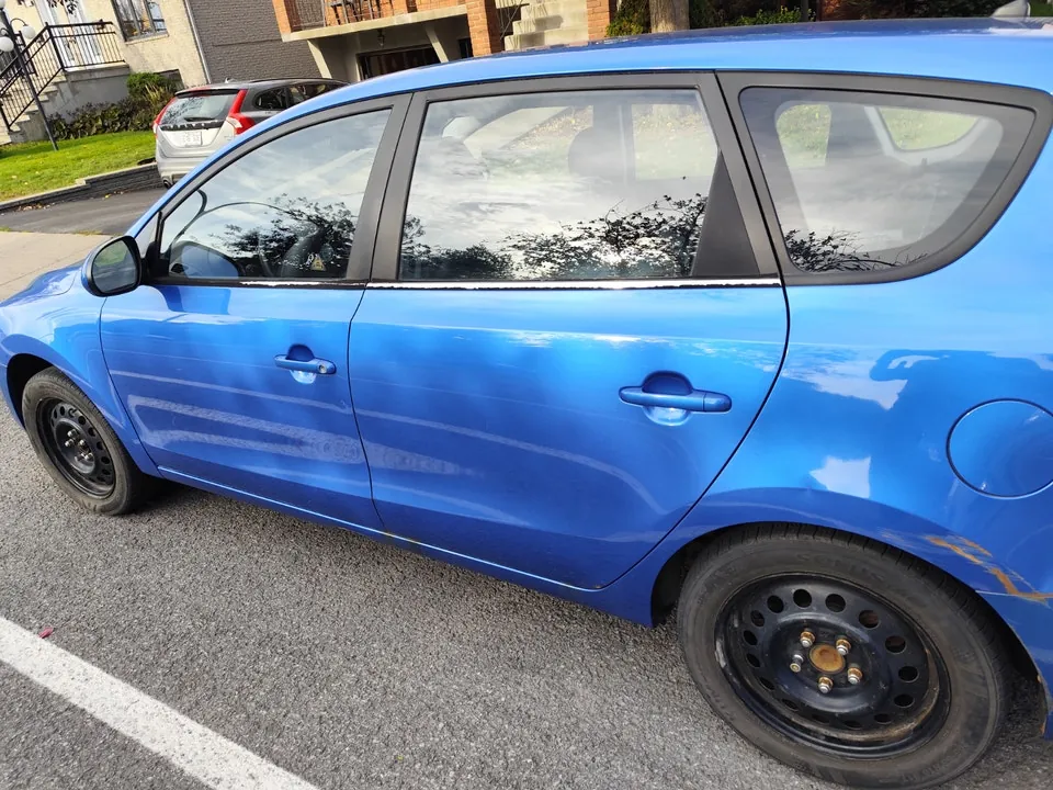 Hyundai Elantra 2011 photo 3