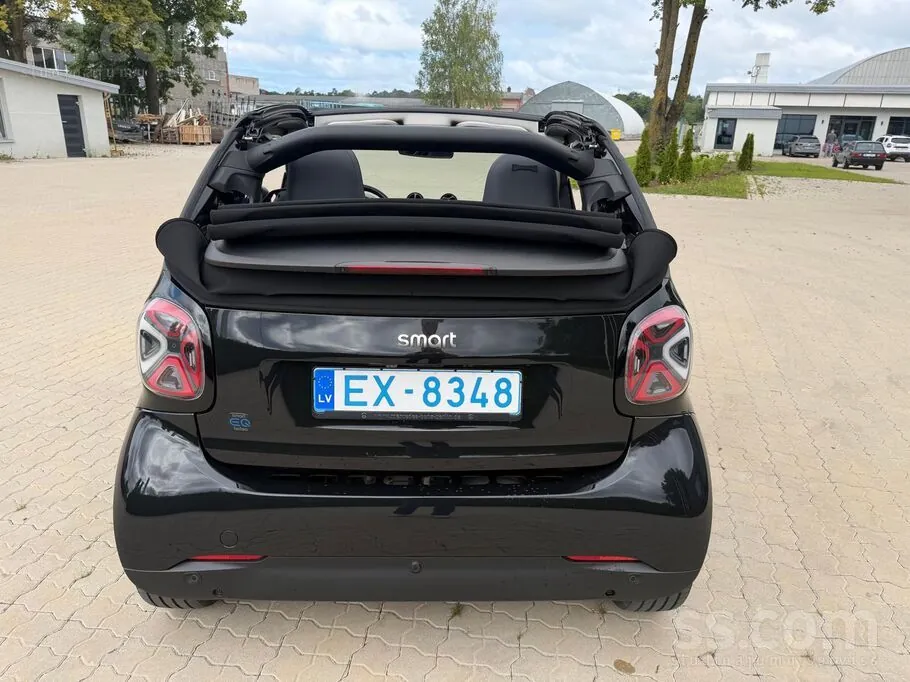 Smart Fortwo 2022 photo 5