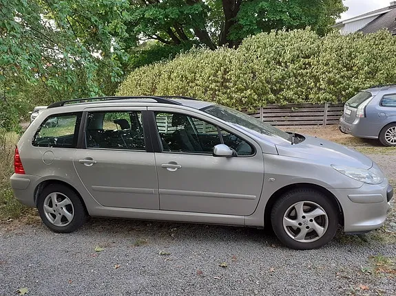 Peugeot 307 2008 photo 2
