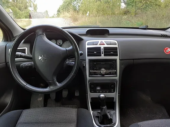 Peugeot 307 2008 photo 5