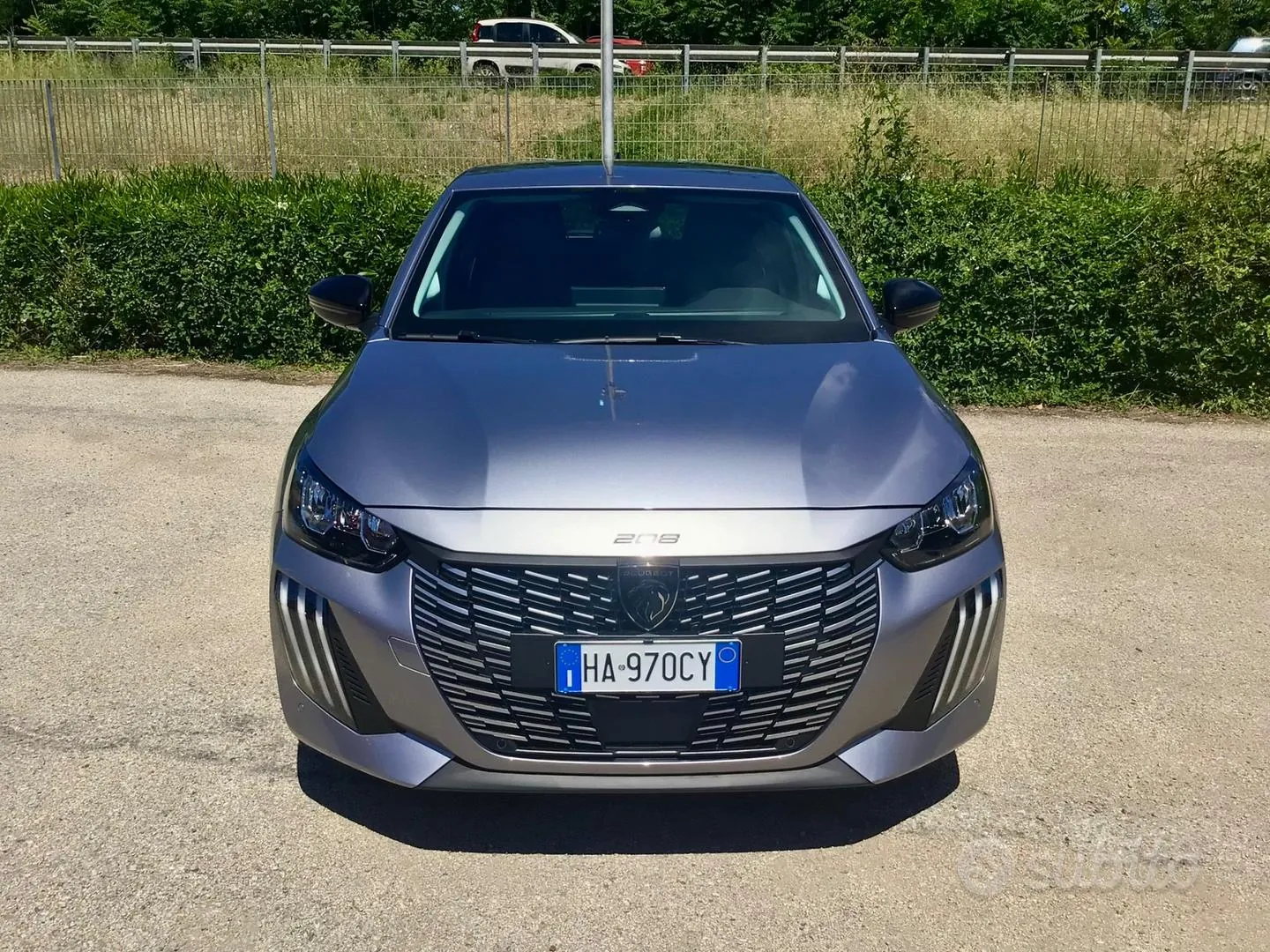 Peugeot 208 2025 photo 2