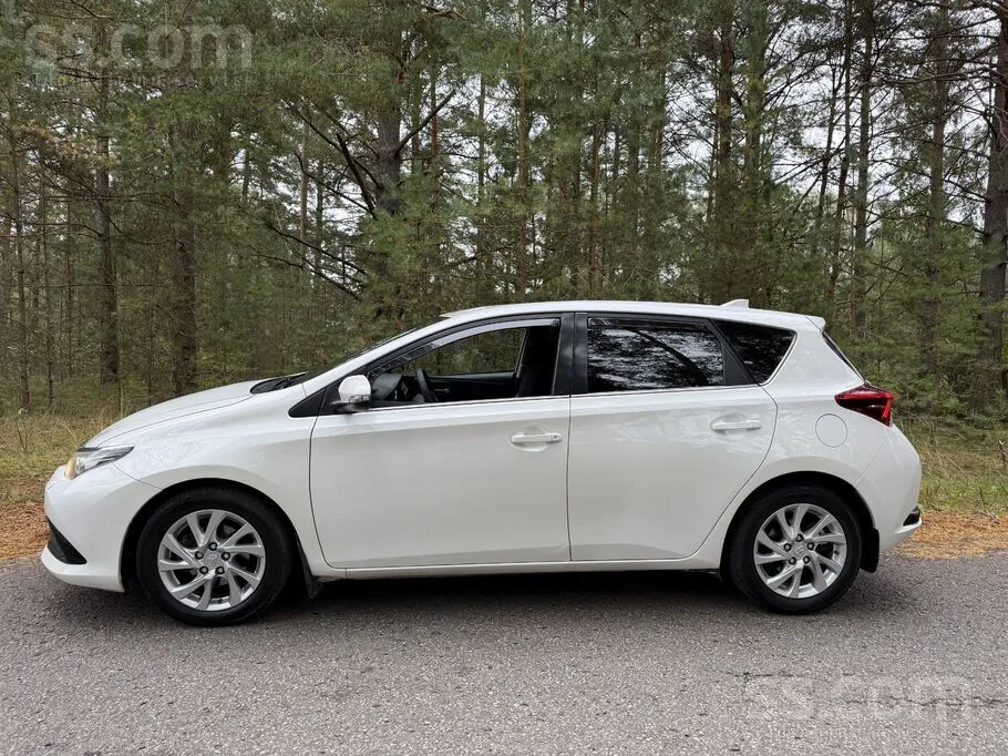 Toyota Auris 2016 photo 4