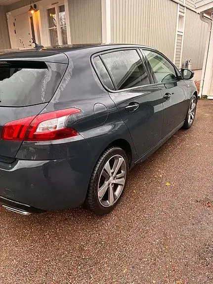 Peugeot 308 2017 photo 3