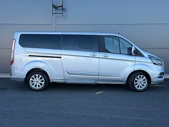 Ford Custom Tourneo 2019 photo 2