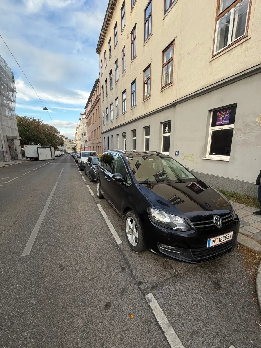 Volkswagen Sharan 2014 photo 2