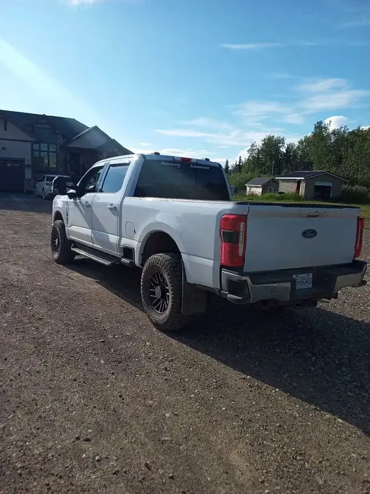 Ford F350 2023 photo 3