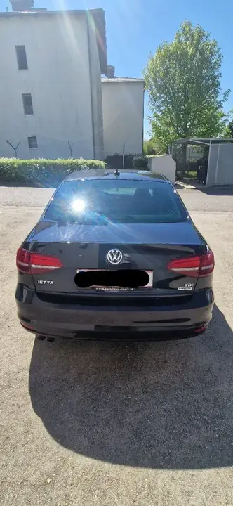 Volkswagen Jetta 2016 photo 2