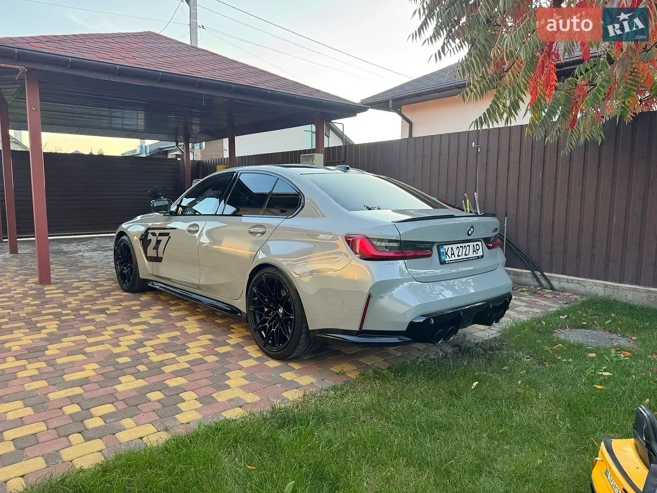 BMW M3 2023 photo 4