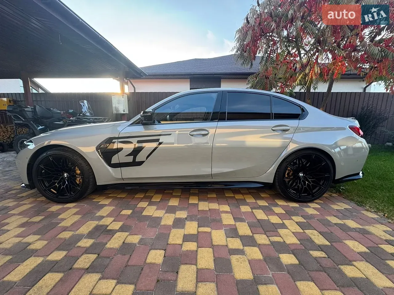 BMW M3 2023 photo 3