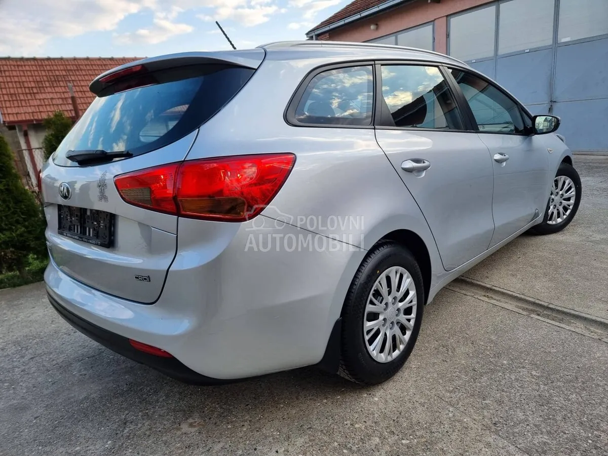 Kia Ceed Sw 2016 photo 4
