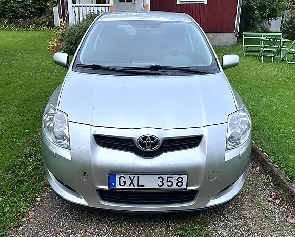 Toyota Auris 2008 photo 2