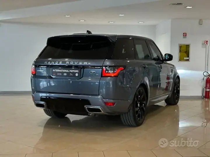 Land Rover Range Rover Sport 2018 photo 2