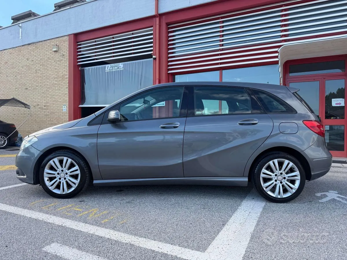 Mercedes-Benz B-Class 2014 photo 3