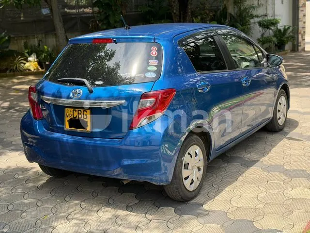 Toyota Vitz 2016 photo 3