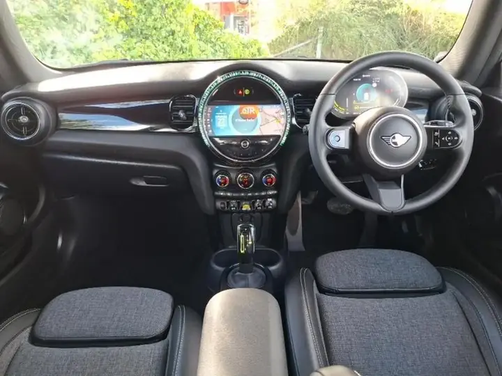 Mini Cooper Se 2023 photo 3