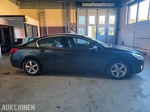Peugeot 508 2011 photo 3