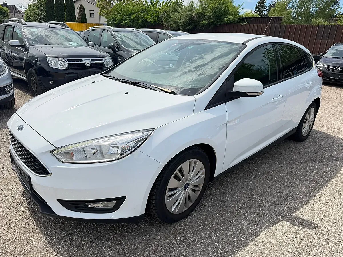 Ford Focus 2017 photo 2