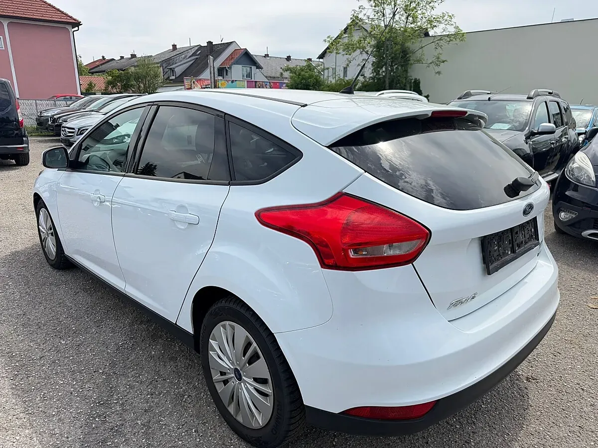 Ford Focus 2017 photo 3