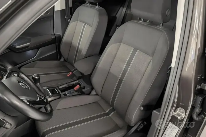Volkswagen T-Roc 2019 photo 5