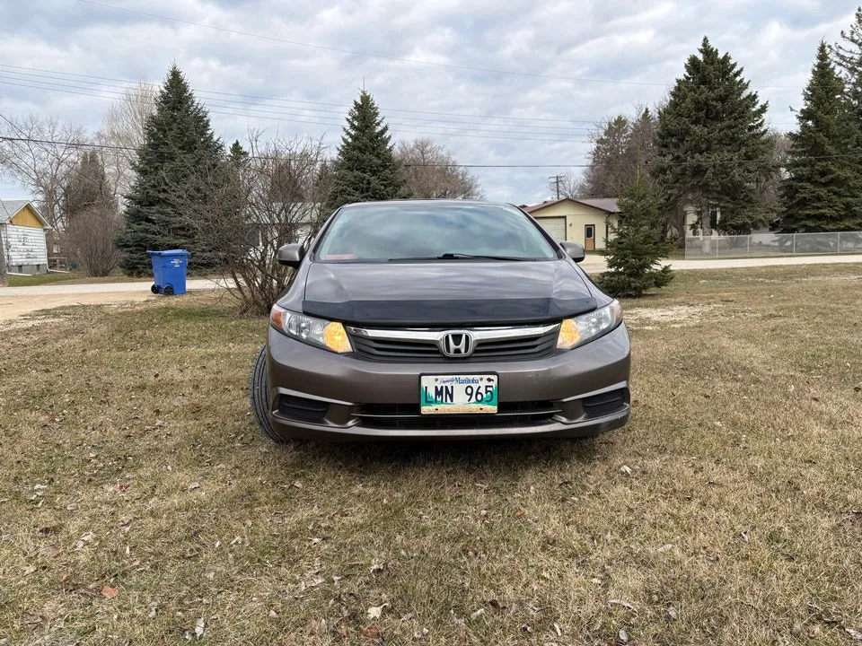 Honda Civic 2012 photo 2