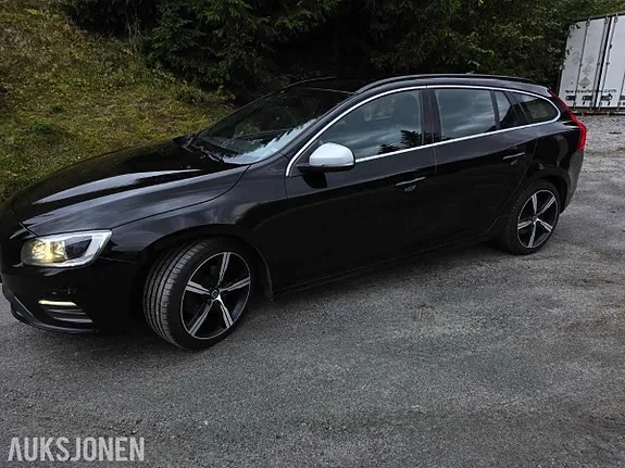 Volvo V60 2018 photo 4