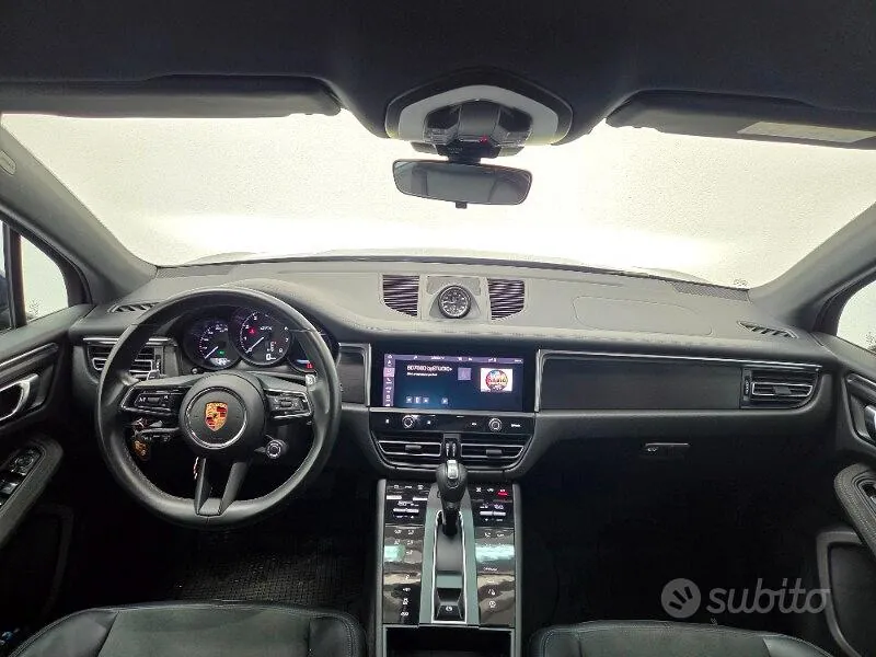 Porsche Macan 2023 photo 5