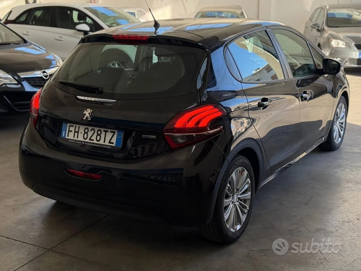 Peugeot 208 2017 photo 4
