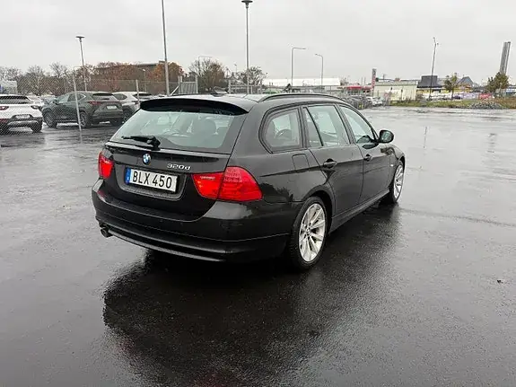 BMW 320D 2012 photo 4