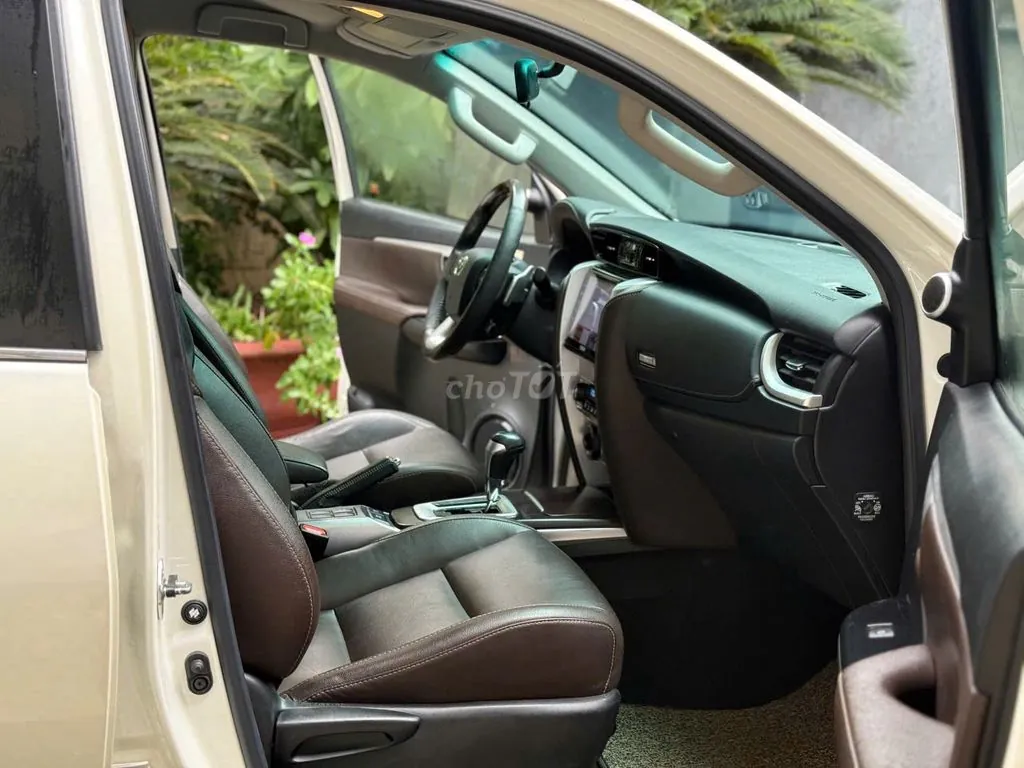 Toyota Fortuner 2018 photo 4