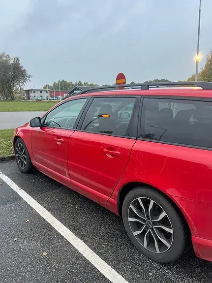 Volvo V70 2011 photo 3