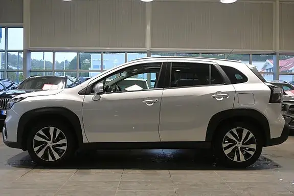 Suzuki S-Cross 2025 photo 2