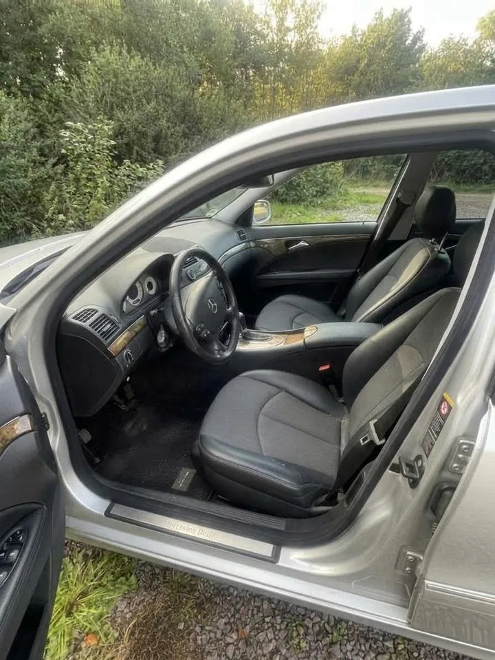 Mercedes-Benz E280