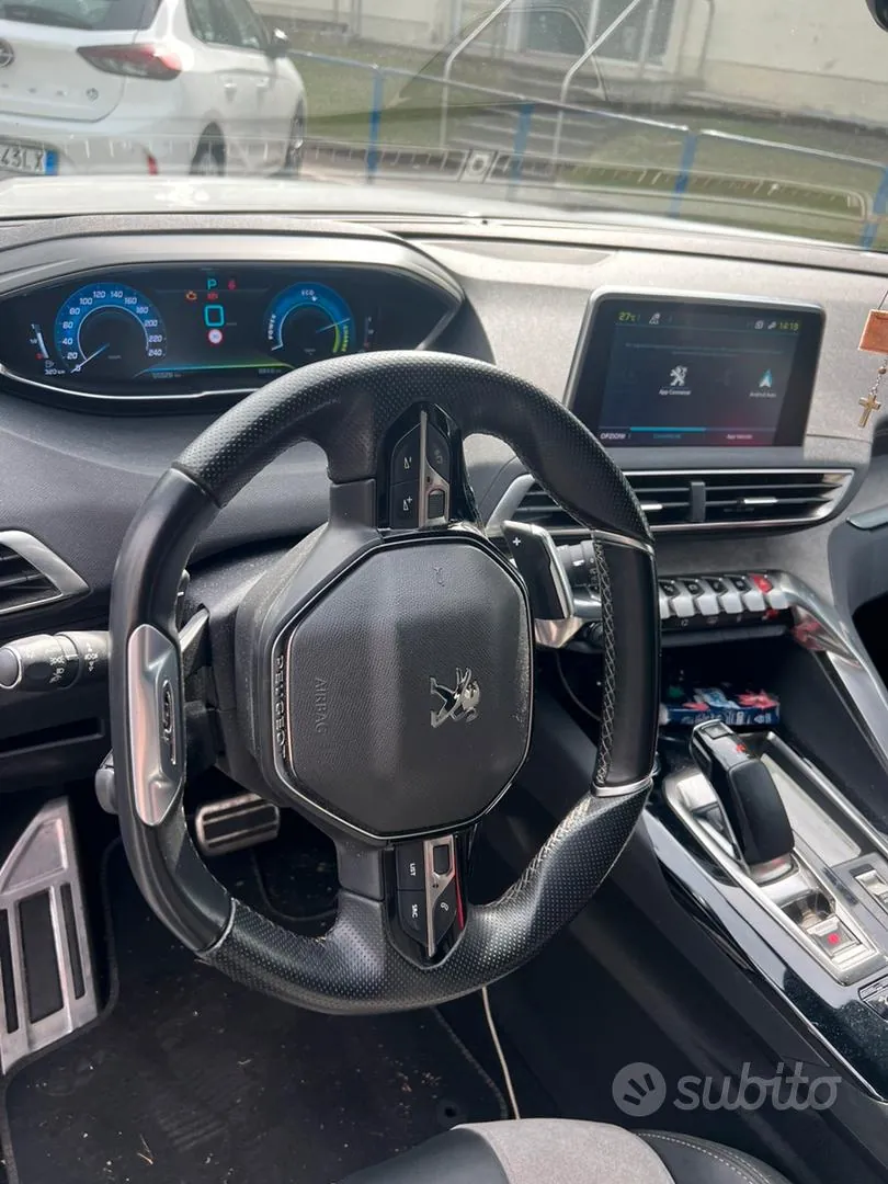Peugeot 3008 2020 photo 3