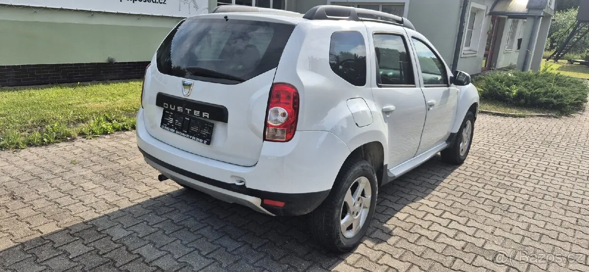 Dacia Duster 2013 photo 2