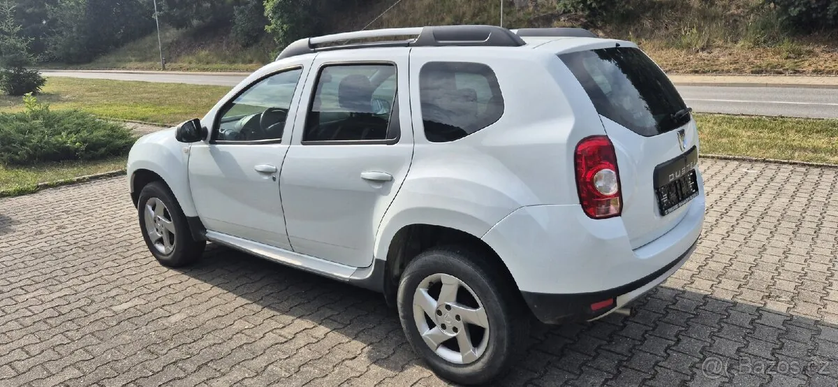 Dacia Duster 2013 photo 4