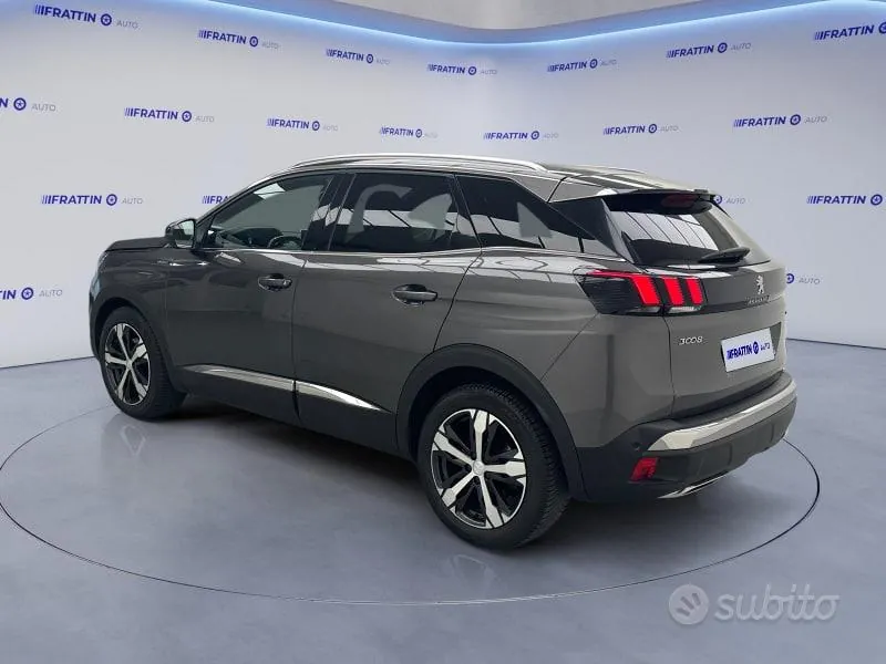Peugeot 3008 2019 photo 2