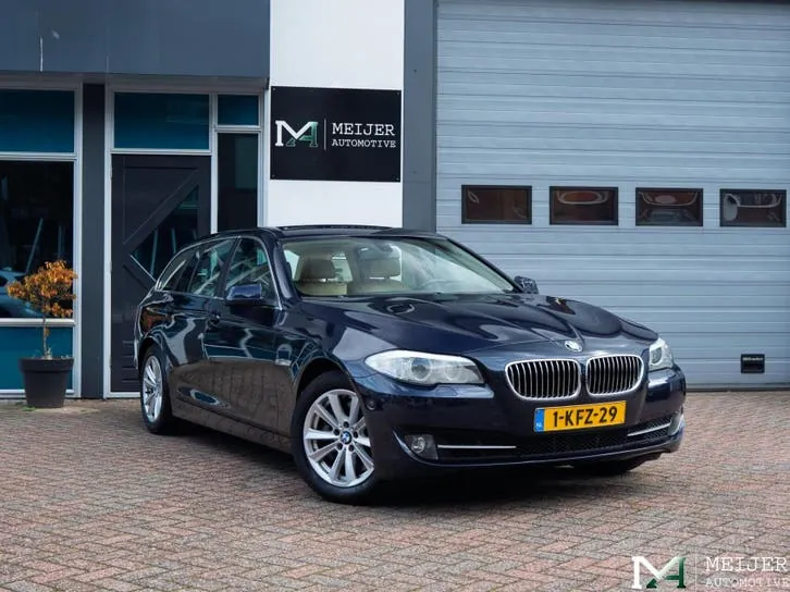 BMW 528I Touring