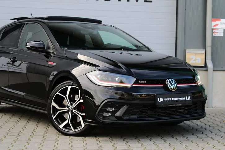 Volkswagen Polo 2023 photo 2